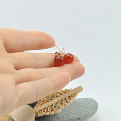 Brincos Bola Carneola com fecho em PRATA