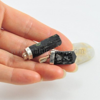 Pendente em Prata Turmalina Negra em Bruto (médio)