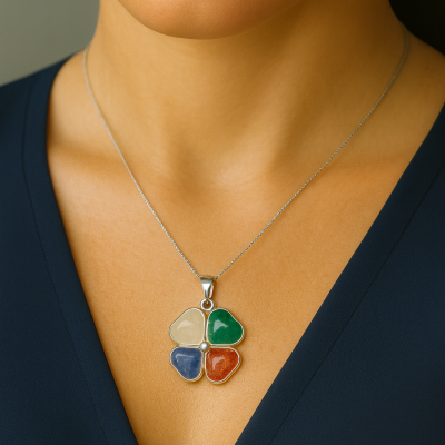 Pendente Trevo em Prata com Jaspe Brechado, Sodalita, Aventurina e Quartzo Leitoso