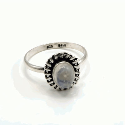 Anel Prata renda com Pedra da Lua