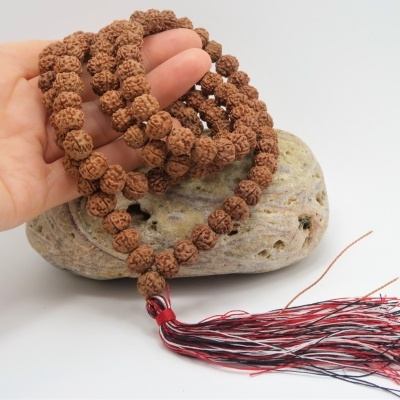 JapaMala 108 Rudrakshas 10mm cor Natural