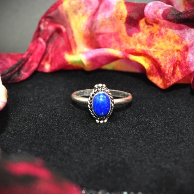 Anel Prata Reta com Lapislazuli