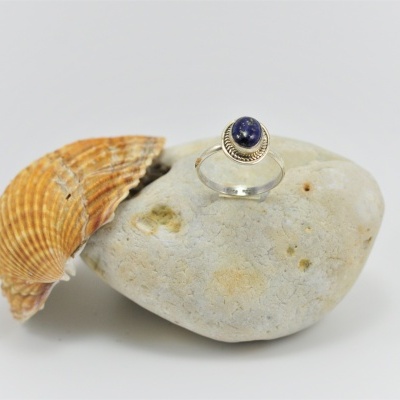 Anel em Prata com Lapis lazuli