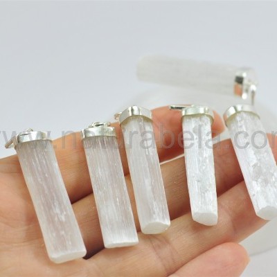 Pendente Barra de Selenite em Prata