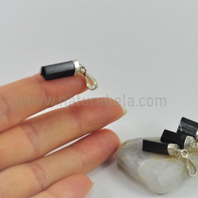 Pendente em Prata Turmalina Negra em Bruto (pequeno)