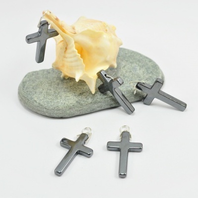 Pendente Cruz Hematite em Prata