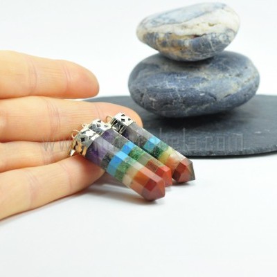 Pendente dos 7 Chakras Facetado Pendente dos 7 Chakras Facetado