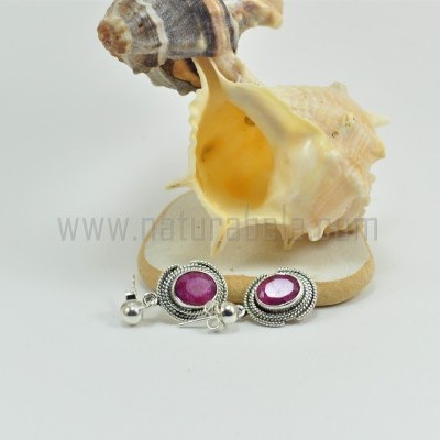 Brincos em Prata com Rubi