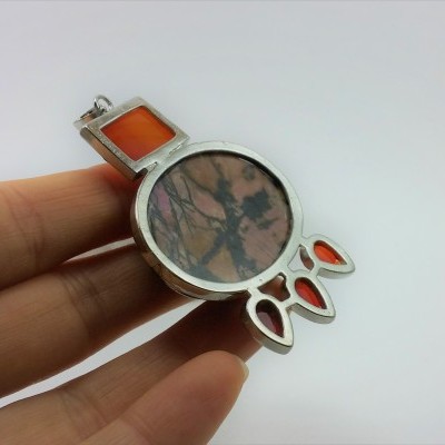 Pendente com pedras naturais estilo "Egipto"