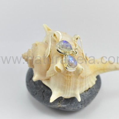 Brincos Lágrima em Prata com Pedra da Lua