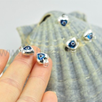 Pendente Olho turco forma "coração"