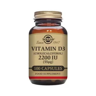 Frasco de suplemento alimentar Solgar Vitamin D3 2200 IU com 100 cápsulas