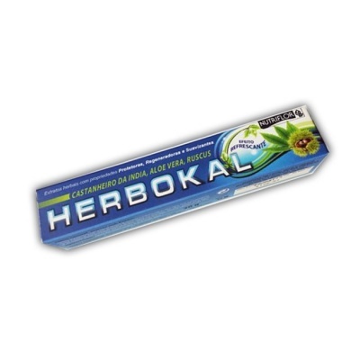 Embalagem azul do produto herbal Herbokal com texto e imagens de plantas