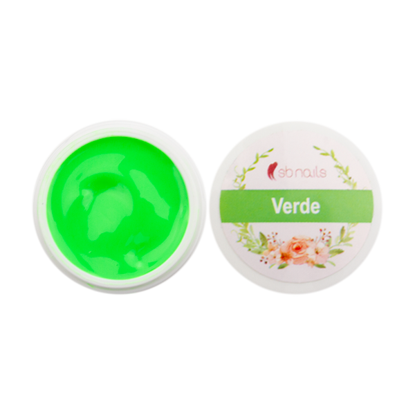 Pasta verde para unhas em embalagem branca com tampa rotulada e decoração floral