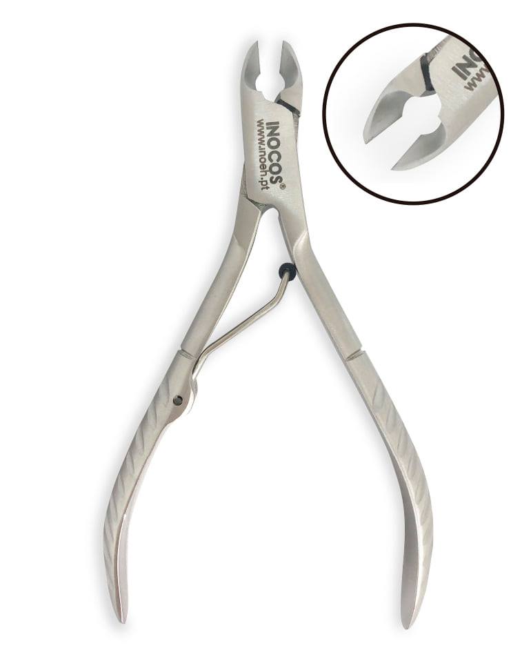 Alicate de corte de unhas em aço inoxidável prateado com cabo curvo e mola.