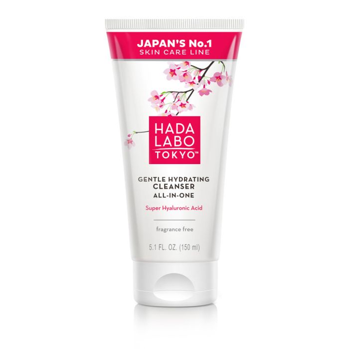 Frasco branco de Hada Labo Tokyo Gentle Hydrating Cleanser com flores de cerejeira