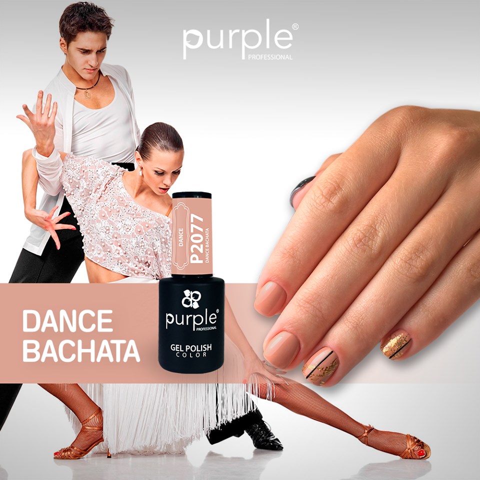 Verniz gel 'purple professional' cor P2077 DANCE BACHATA com modelo a dançar e unhas pintadas.