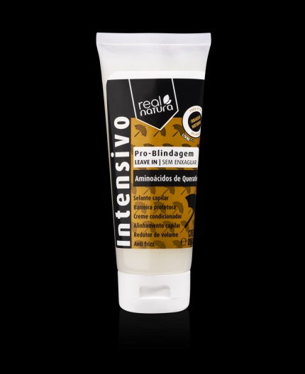 Frasco de creme intensivo para cabelo real natura com rótulo preto e amarelo