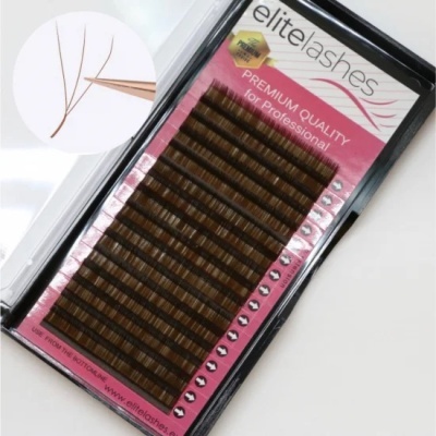 Embalaem de pestanas artificiais Elite Lashes castanhas sobre fundo branco