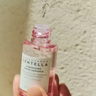 SKIN1004&#x20;Madagascar&#x20;Centella&#x20;Poremizing&#x20;Fresh&#x20;Ampoule&#x20;-&#x20;Serum&#x20;30ml