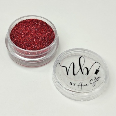 Potes transparentes com glitter vermelho e tampa com texto