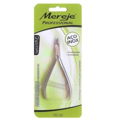 Alicate para cutículas em aço inox embalado em cartão verde Mereje