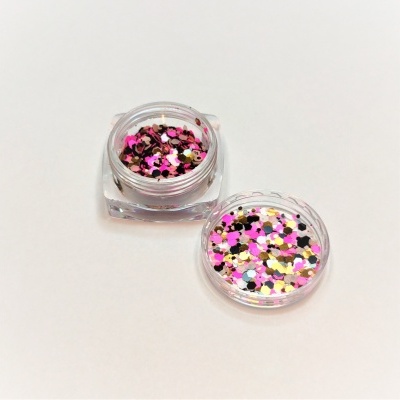 Potinhos transparentes com glitter colorido em fundo branco