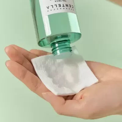 SKIN1004&#x20;Madagascar&#x20;Centella&#x20;Tea-Trica&#x20;Purifying&#x20;Toner&#x20;210ml