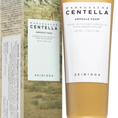 SKIN1004&#x20;Madagascar&#x20;Centella&#x20;Ampoule&#x20;Foam&#x20;-&#x20;espuma&#x20;de&#x20;limpeza&#x20;cremosa&#x20;para&#x20;pele&#x20;sens&#x00ED;vel&#x20;125ml
