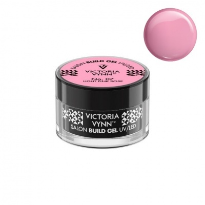 Gel para unhas Victoria Vynn em pote com rótulo rosa e preto, cor rosa