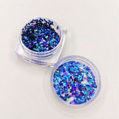 Glitter&#x20;M&#x00E9;dio