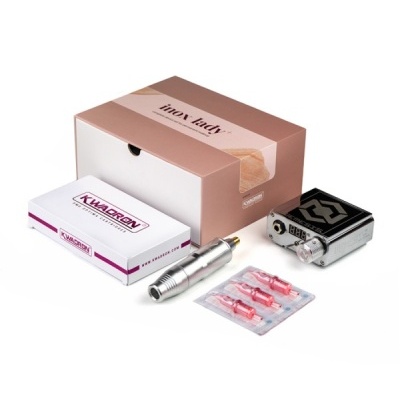 Conjunto para tatuagem com máquina preta, grip metálico, agulhas e caixas de embalagem