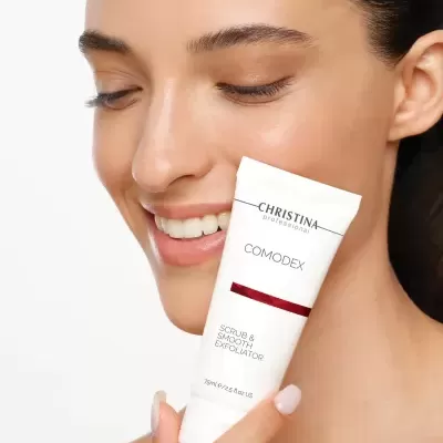 Christina&#x20;Comodex&#x20;Scrub&#x20;&amp;&#x20;Smooth&#x20;Exfoliator&#x20;75ml