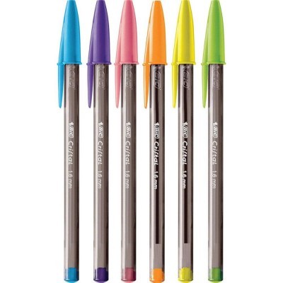 Conjunto de seis canetas coloridas com tampas coloridas e corpo translúcido