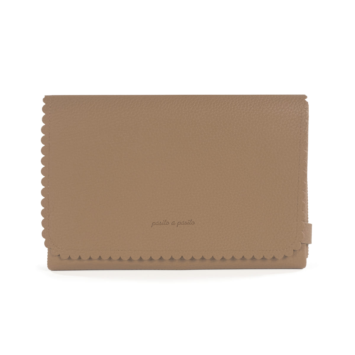 Carteira bege em pele sintética com bordas dentadas e logo paula e paula