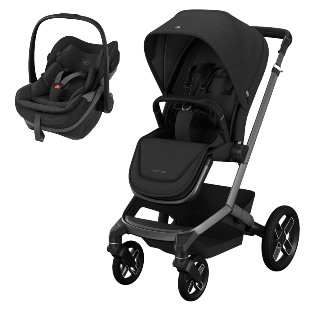Carrinho de bebé e cadeira auto Maxi-Cosi em tecido preto com estrutura metálica cinzenta