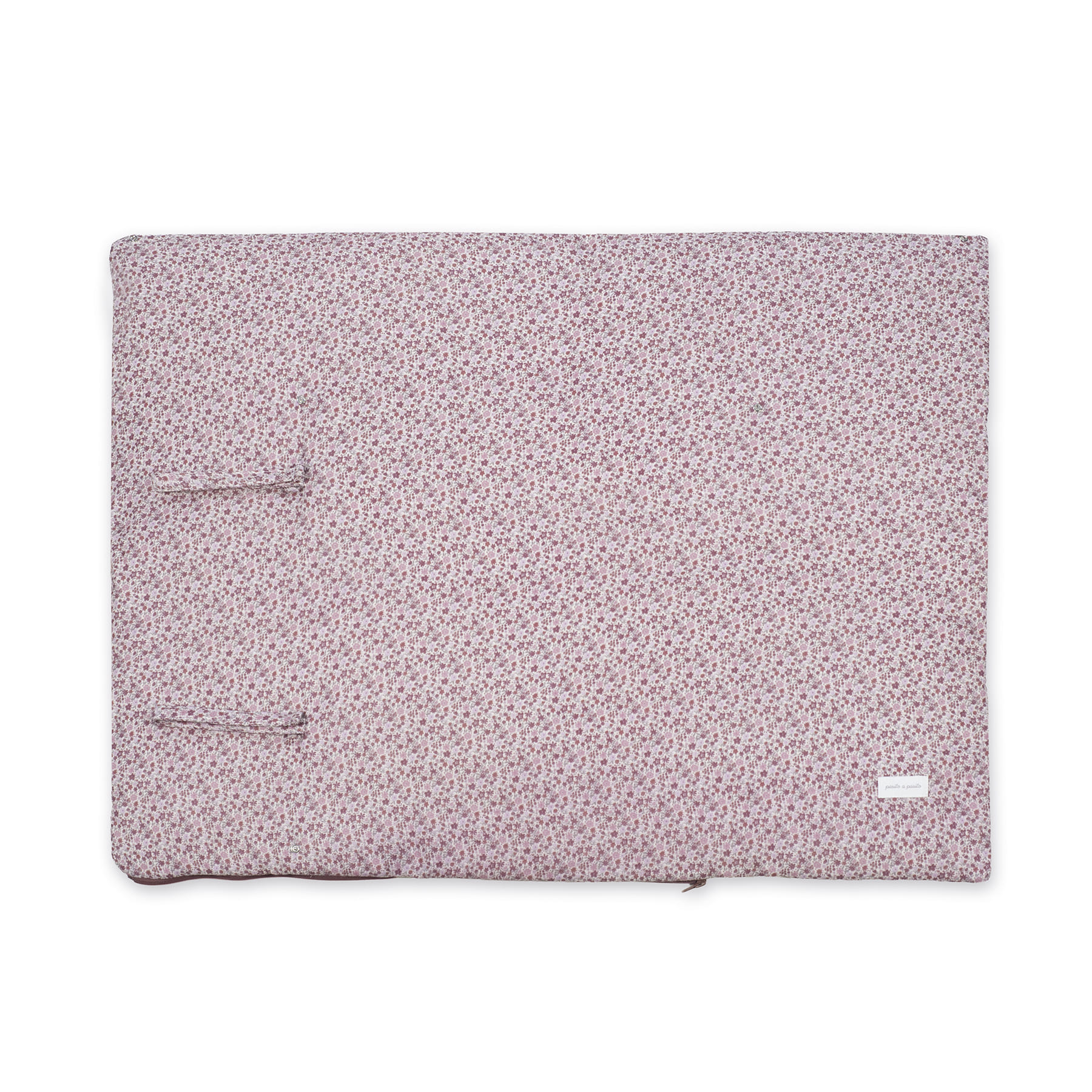 Colchão ou almofada floral rosa e lilás com alças e etiqueta