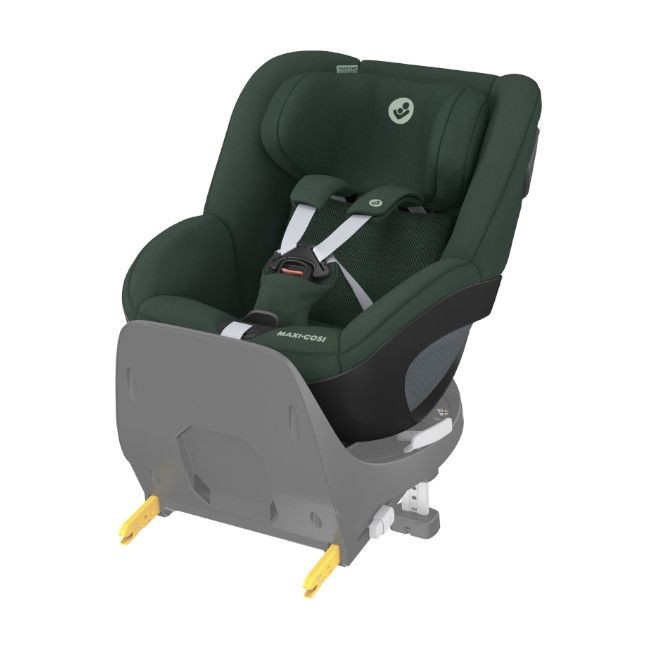 Cadeira auto infantil verde com arnês cinzento e conectores ISOFIX amarelos
