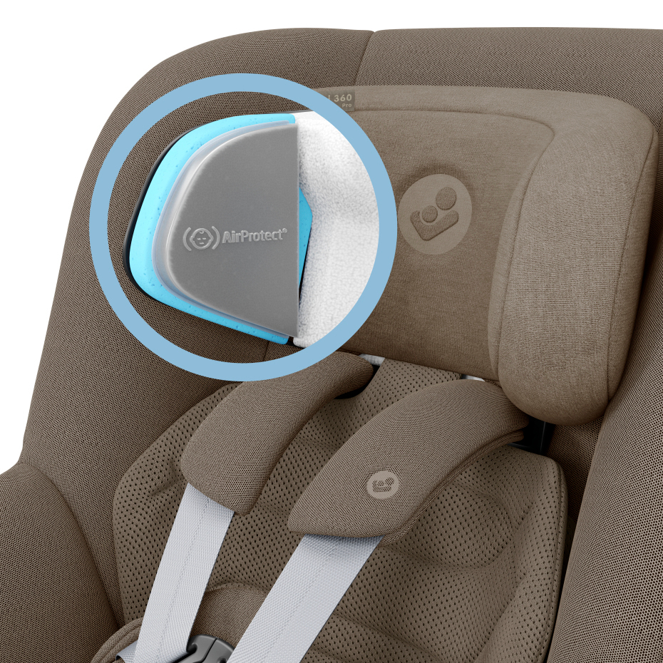 cadeira auto infantil castanha com arnês branco e sistema AirProtect na lateral