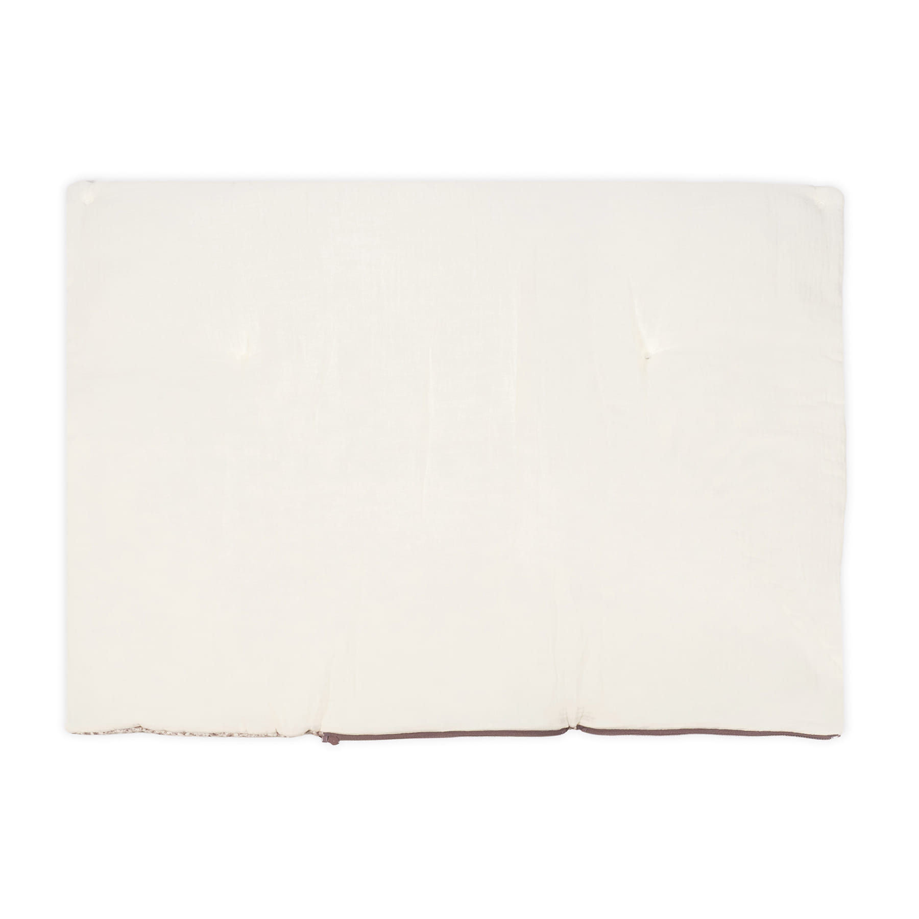 Colchão branco retangular com borda castanha