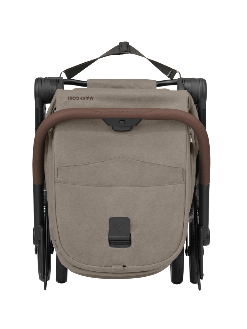 Carrinho de bebé dobrado com tecido cinzento e punho castanho