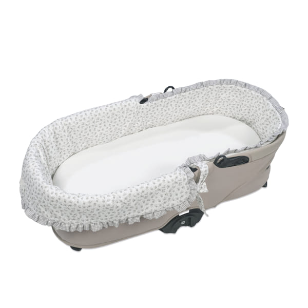 Berço portátil para bebé com tecido branco e padrão de flores cinzentas