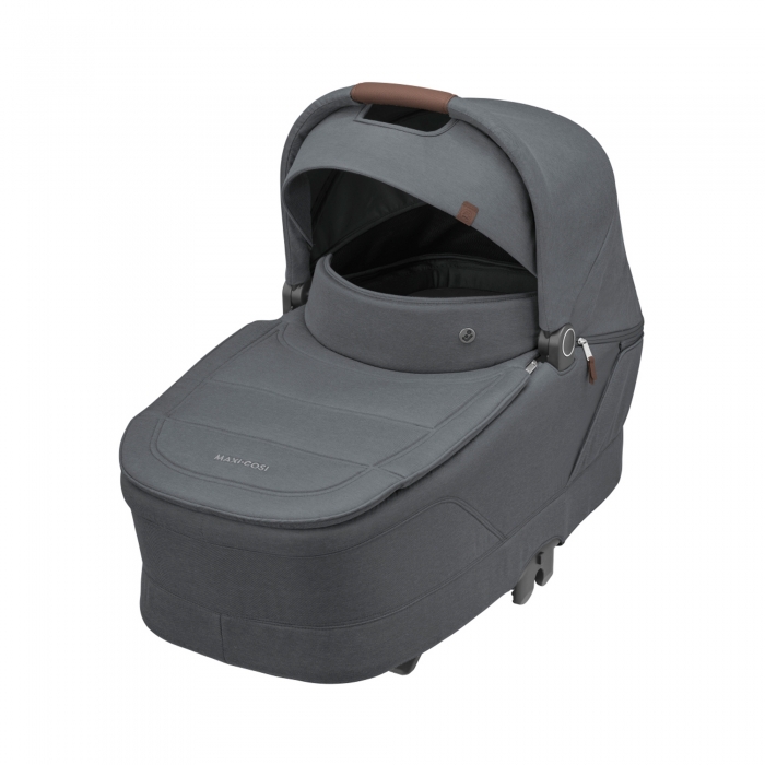 Carrinho de bebé cinzento escuro com capota arredondada e detalhes castanhos