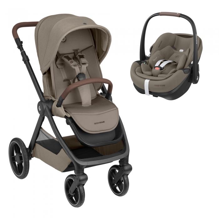 Carrinho de bebé bege com estrutura preta e cadeirinha bege