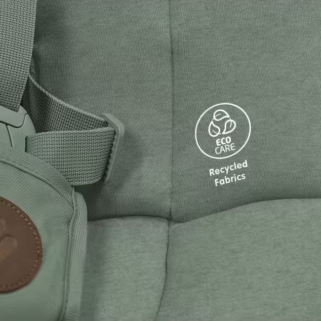 Assento acolchoado verde com etiqueta de tecido reciclado e alça com bolso