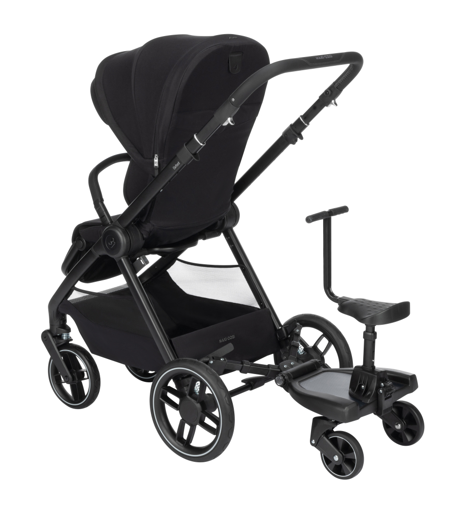 Carrinho de bebé preto com banco adicional para criança maior