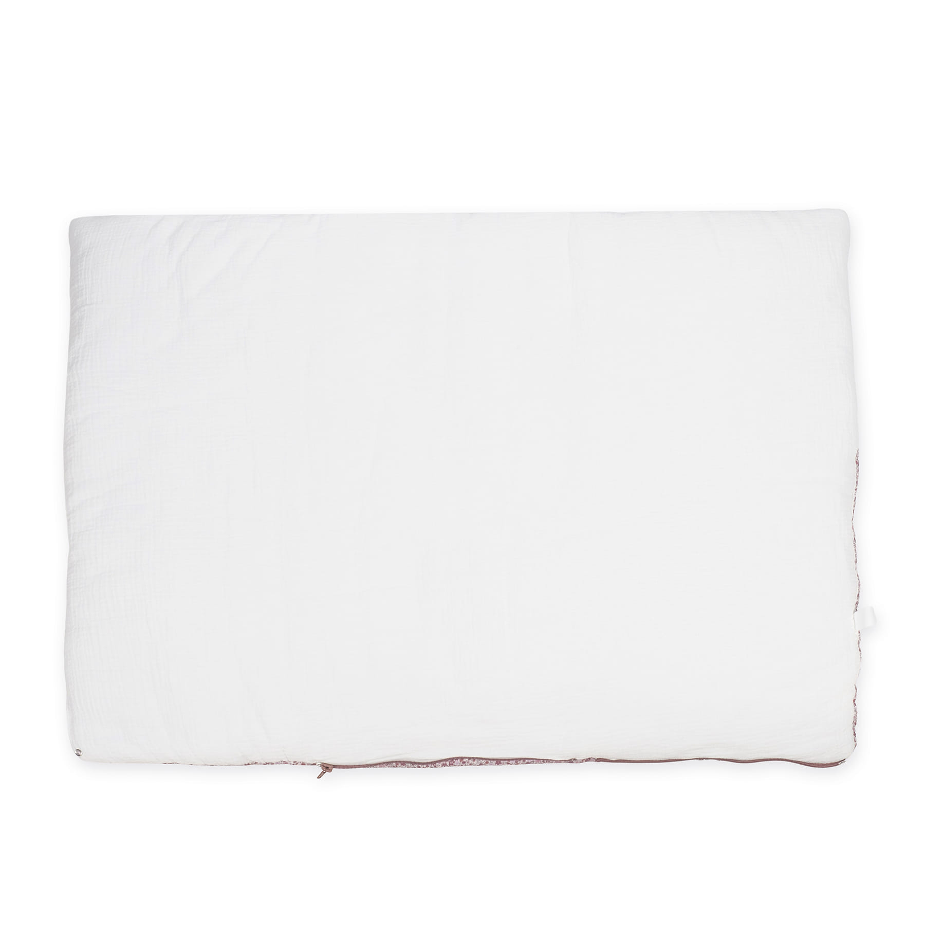 Almofada rectangular com capa branca e lateral castanha