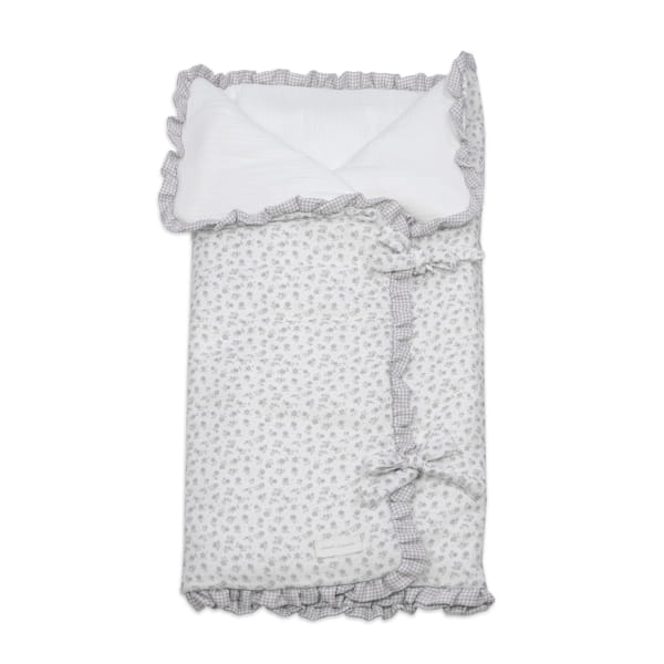 Saco de dormir para bebé branco com padrão floral cinza e folhos xadrez cinza
