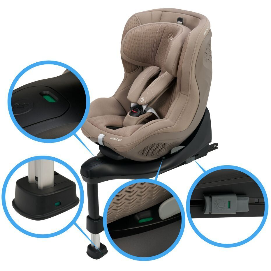 Cadeira auto infantil Maxi-Cosi bege com detalhes verdes em mecanismos e suportes