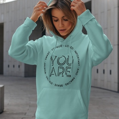 Sweatshirt verde água claro com estampa frontal 